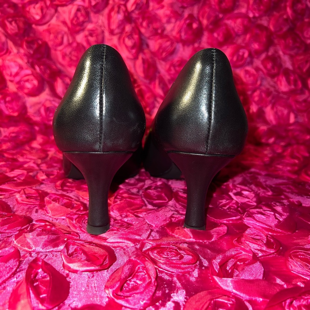jeffrey cambell LINNAE KITTEN PUMP BLACK - Picture 8 of 12